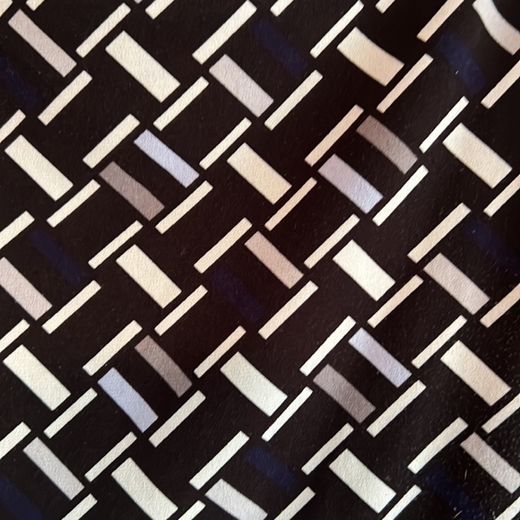 WHBM long top. Black, white, grey,light blue. - Picture 3 of 5